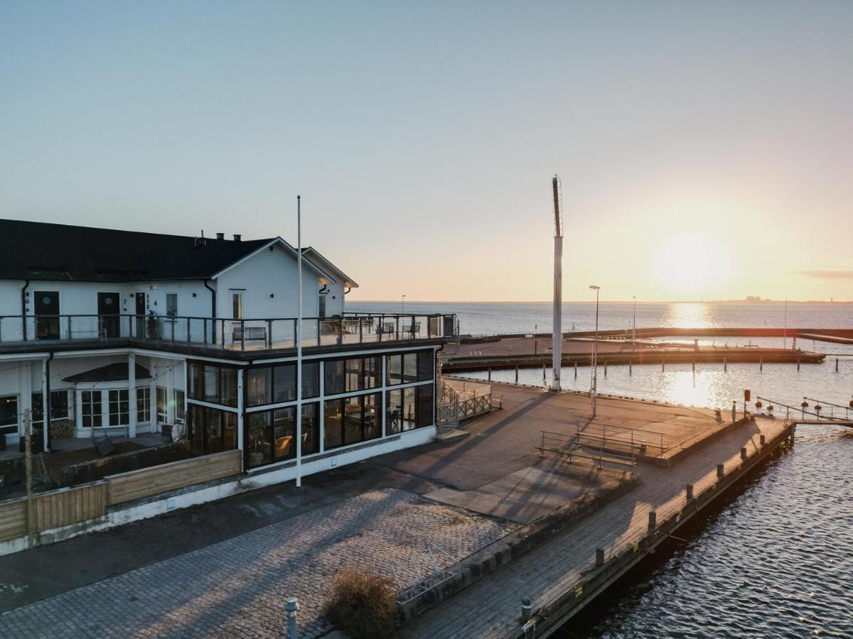 Hotell Hamnen Färjestaden Exterior foto