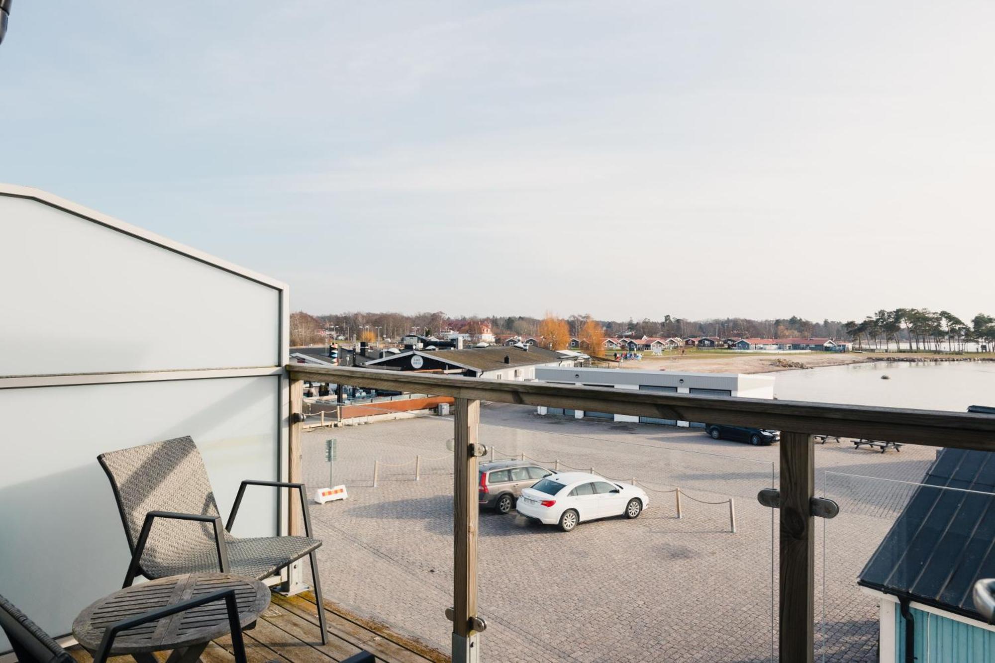 Hotell Hamnen Färjestaden Exterior foto