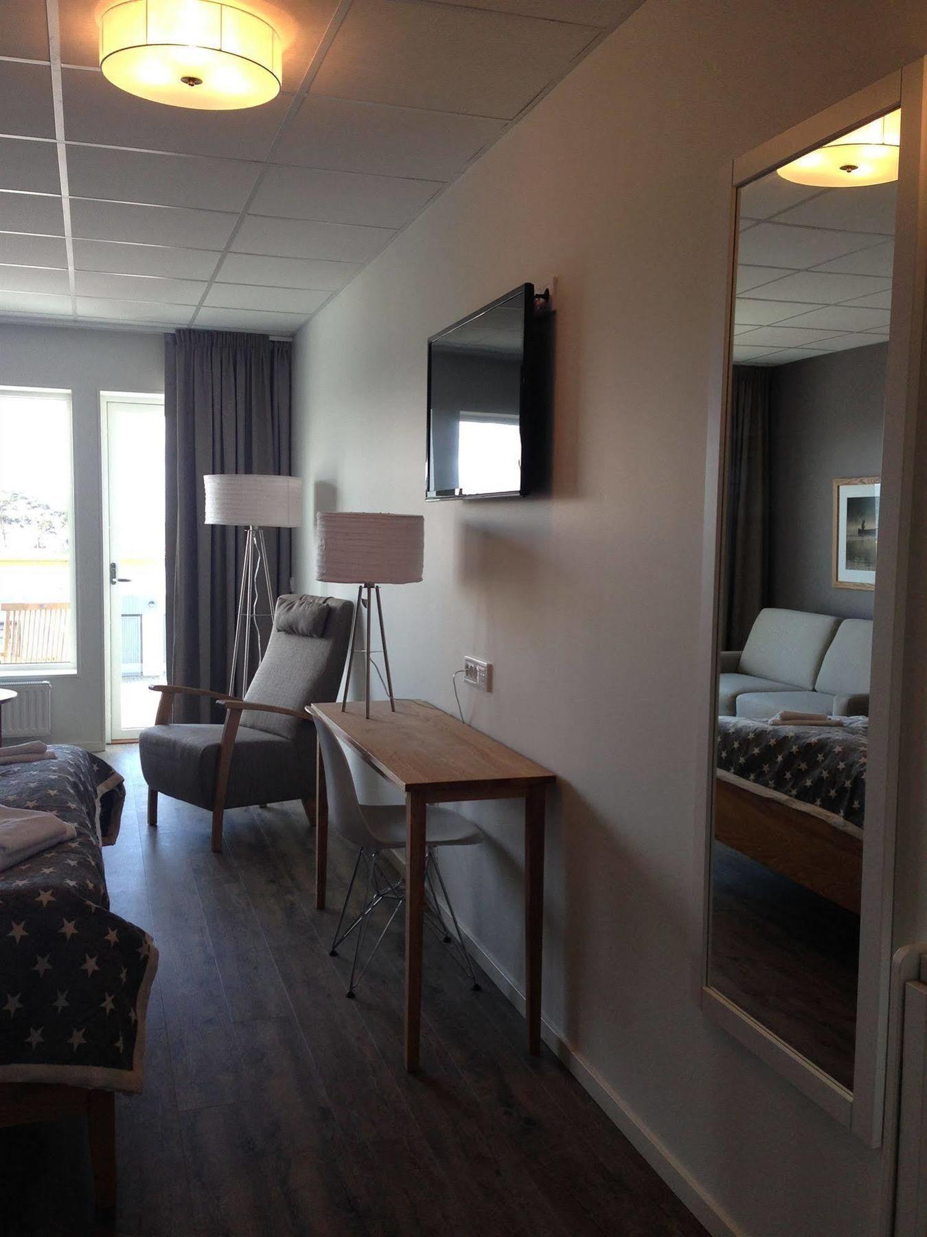 Hotell Hamnen Färjestaden Exterior foto